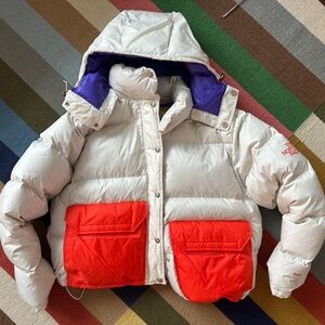The North Face Off-tWhite Down Colorblock Sierra Jacket